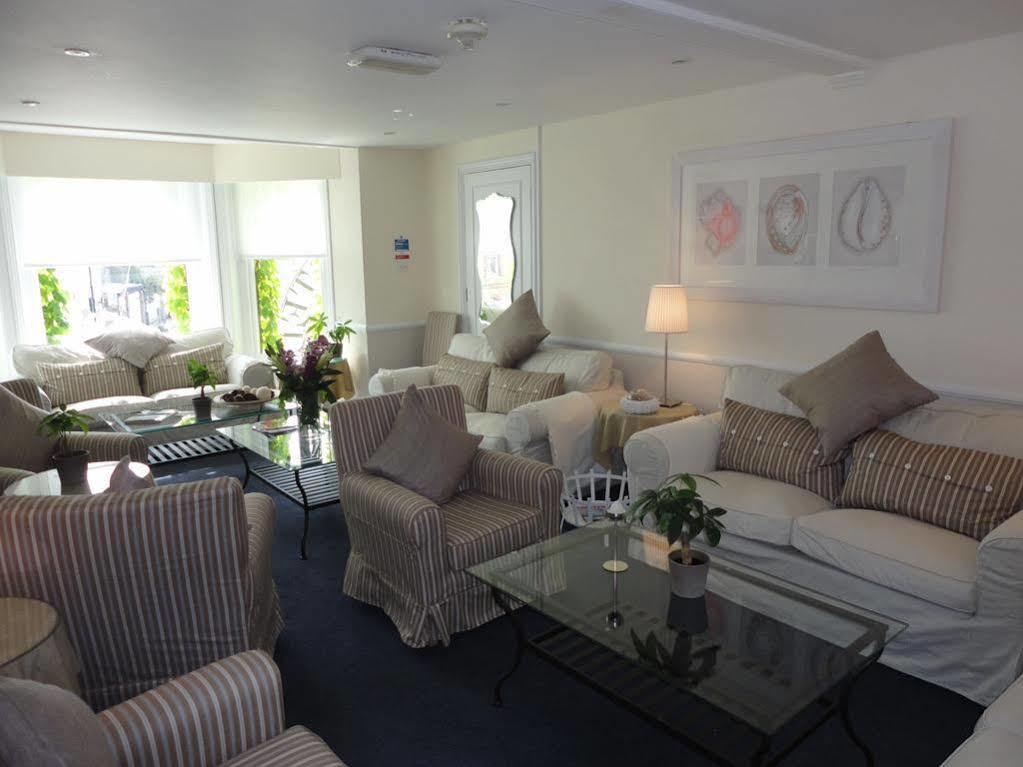 The Seaview Hotel And Restaurant Экстерьер фото