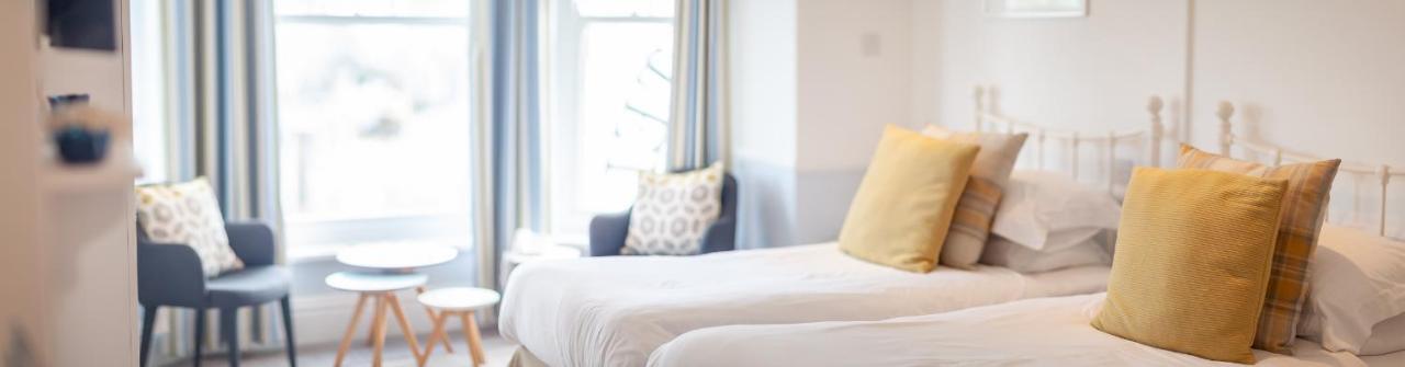The Seaview Hotel And Restaurant Экстерьер фото